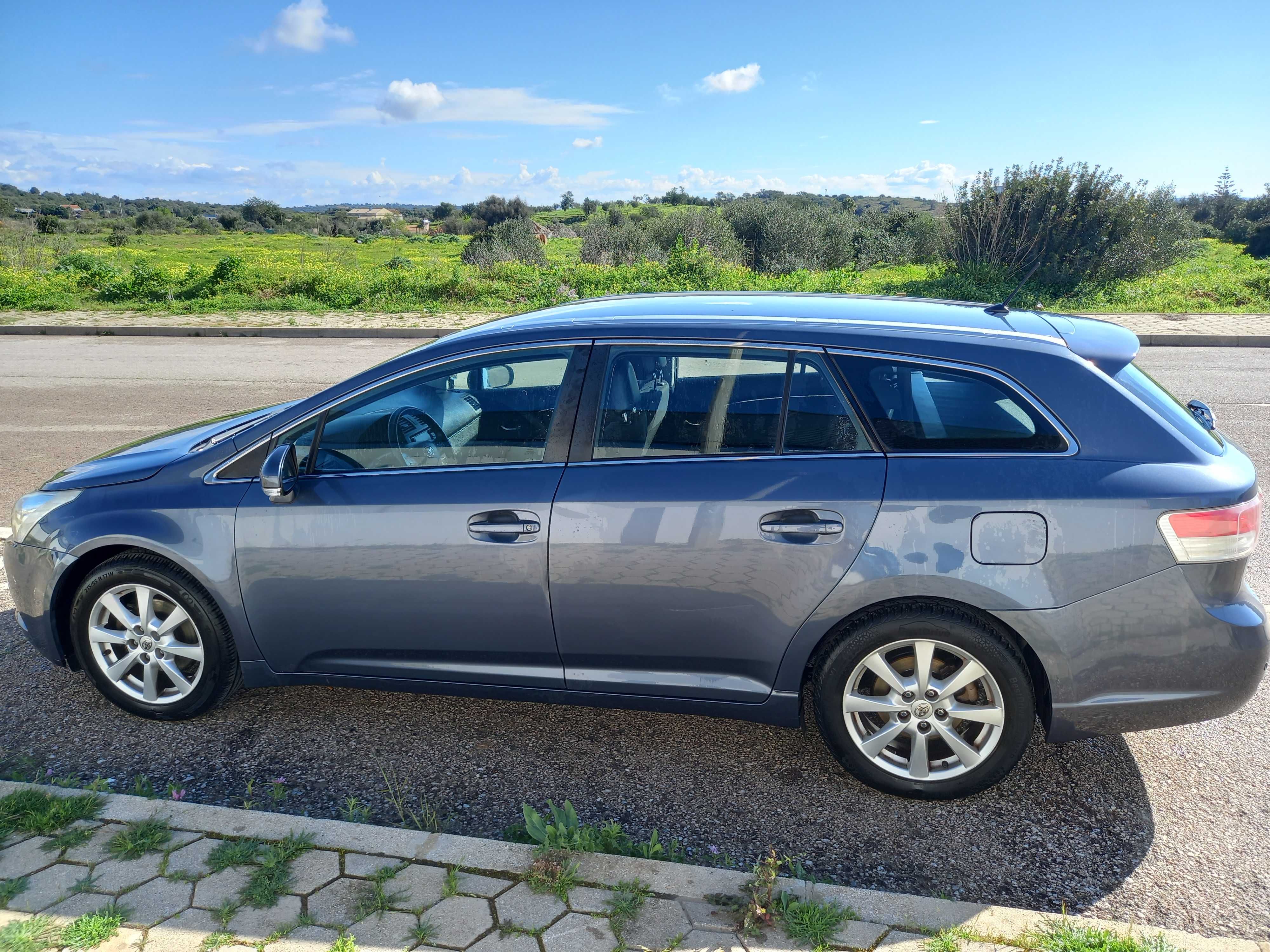 Toyota Avensis 2.0