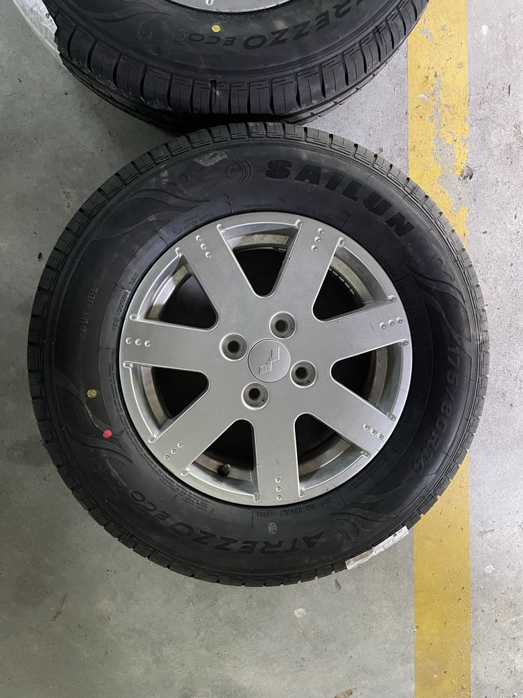 Felgi + nowe opony AIXAM 175/80R14 4x114,3 ET36 oryginał