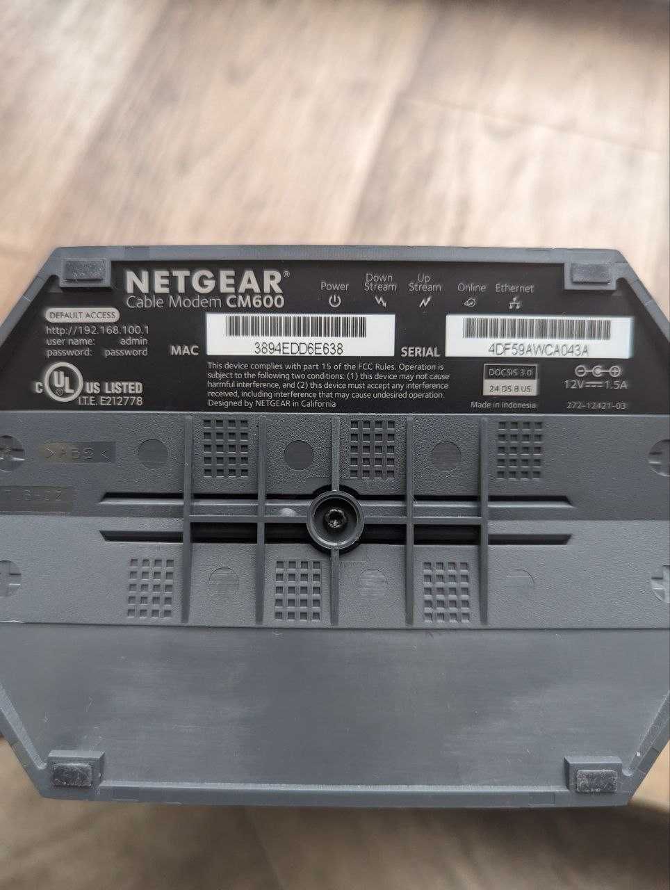 Netgear CM600 960Mbps, модем DOCSIS 3.0