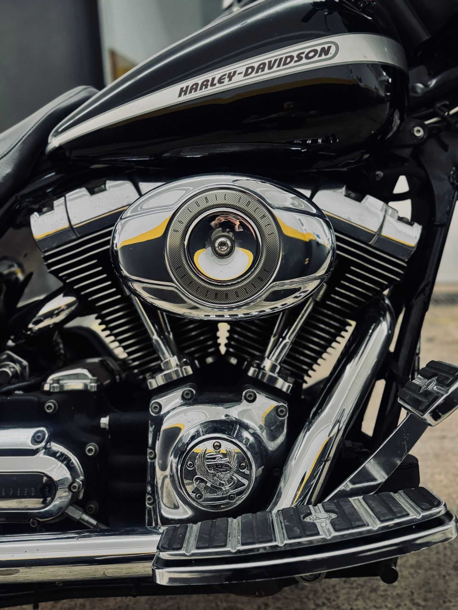 Harley-Davidson Electra Glide CLASSIC