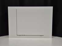 Nowy MacBook Air 15' M4 16/512GB Starlight/Midnight