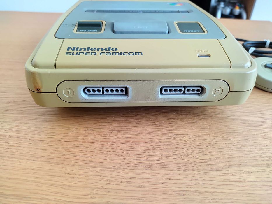 Consola Nintendo Super Famicom (SNES)
