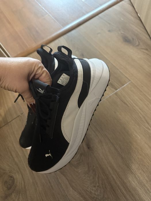 Кросівки puma , ідеал , по ст. 24.5 см , 37-38 р