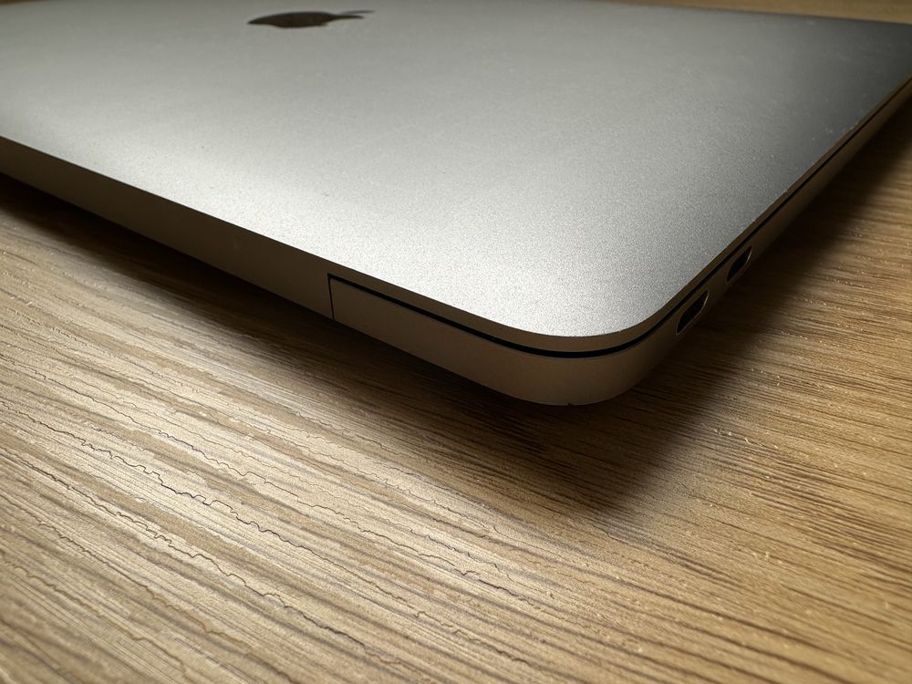 MacBook Pro 13 i5/8/512 2017 A1708
