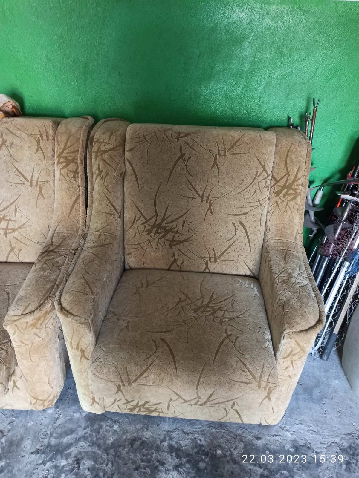 Продаю крісло-ліжко 2 шт.