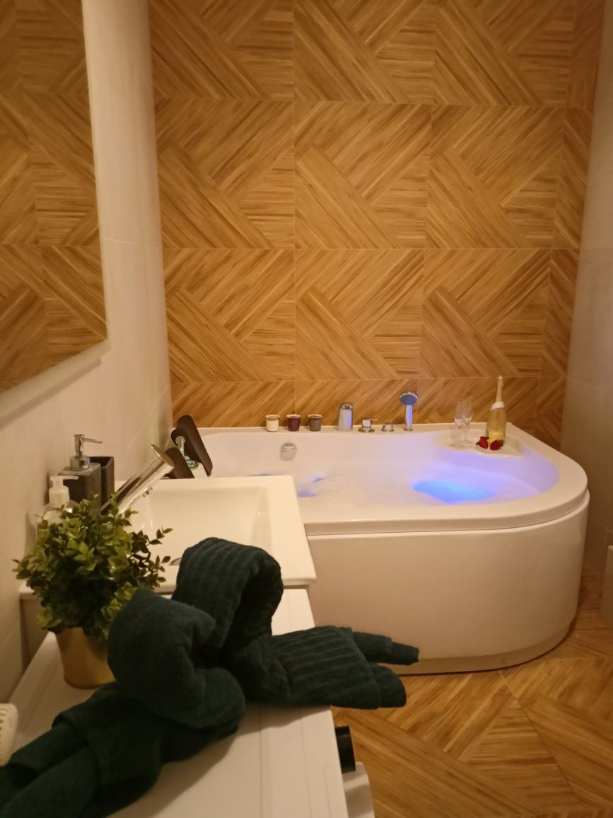 Apartament z sauna i jacuzzi