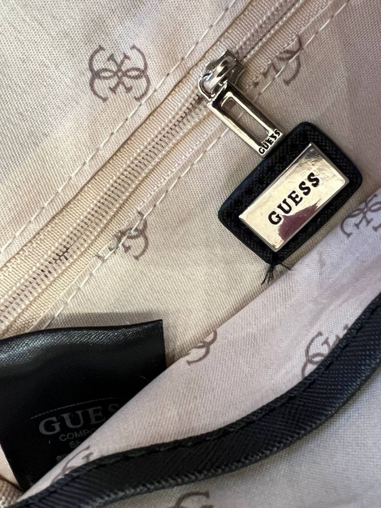 Чоловіча сумка Guess барсетка колір чорний фурнітура срібло