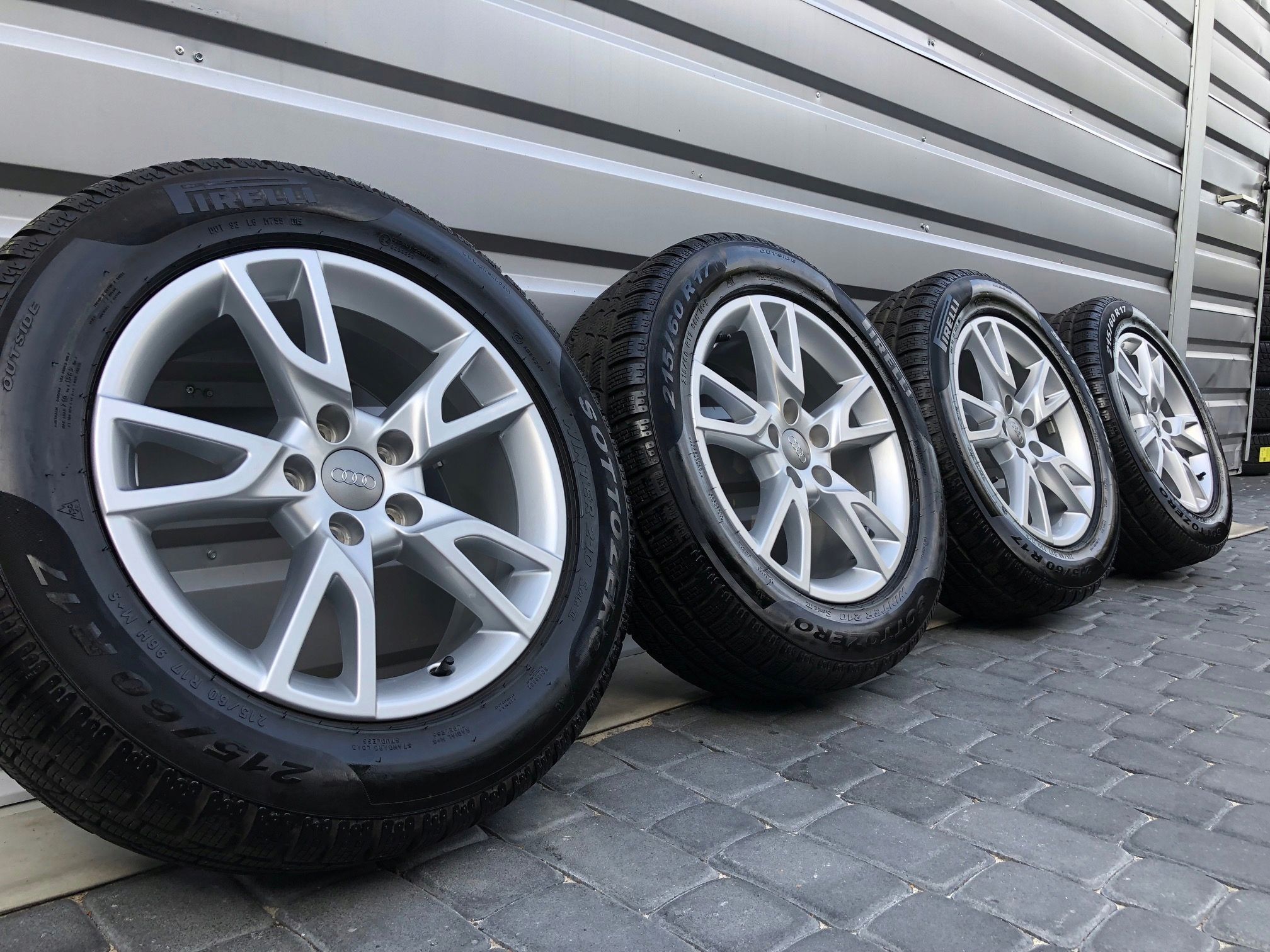 Oryginalne Felgi Audi 17" A3 A4 A6 A8 Q3 TT