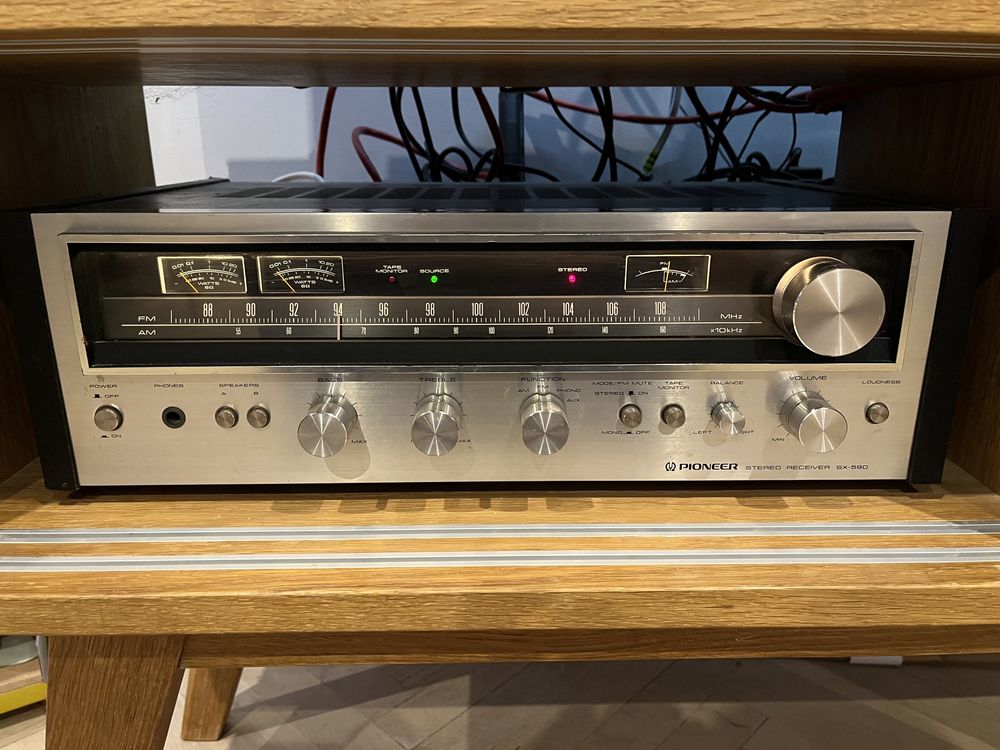 Amplituner Pioneer SX-590