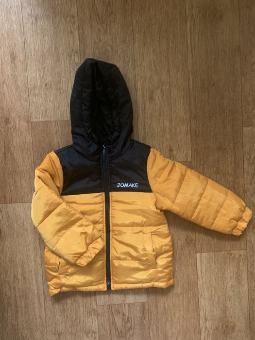 Куртка для хлопчика 110 демісезонна