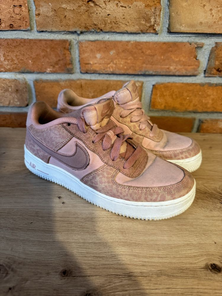Buty Nike Air Force 1 LV8 GG 38,5 24 cm