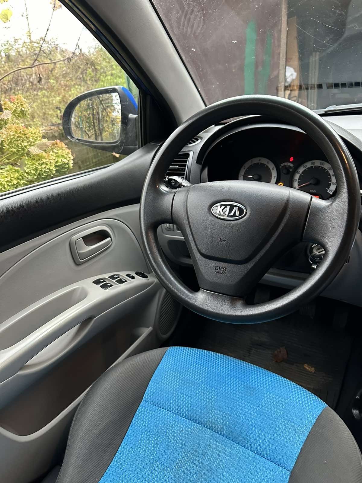 Kia picanto 2008 рік