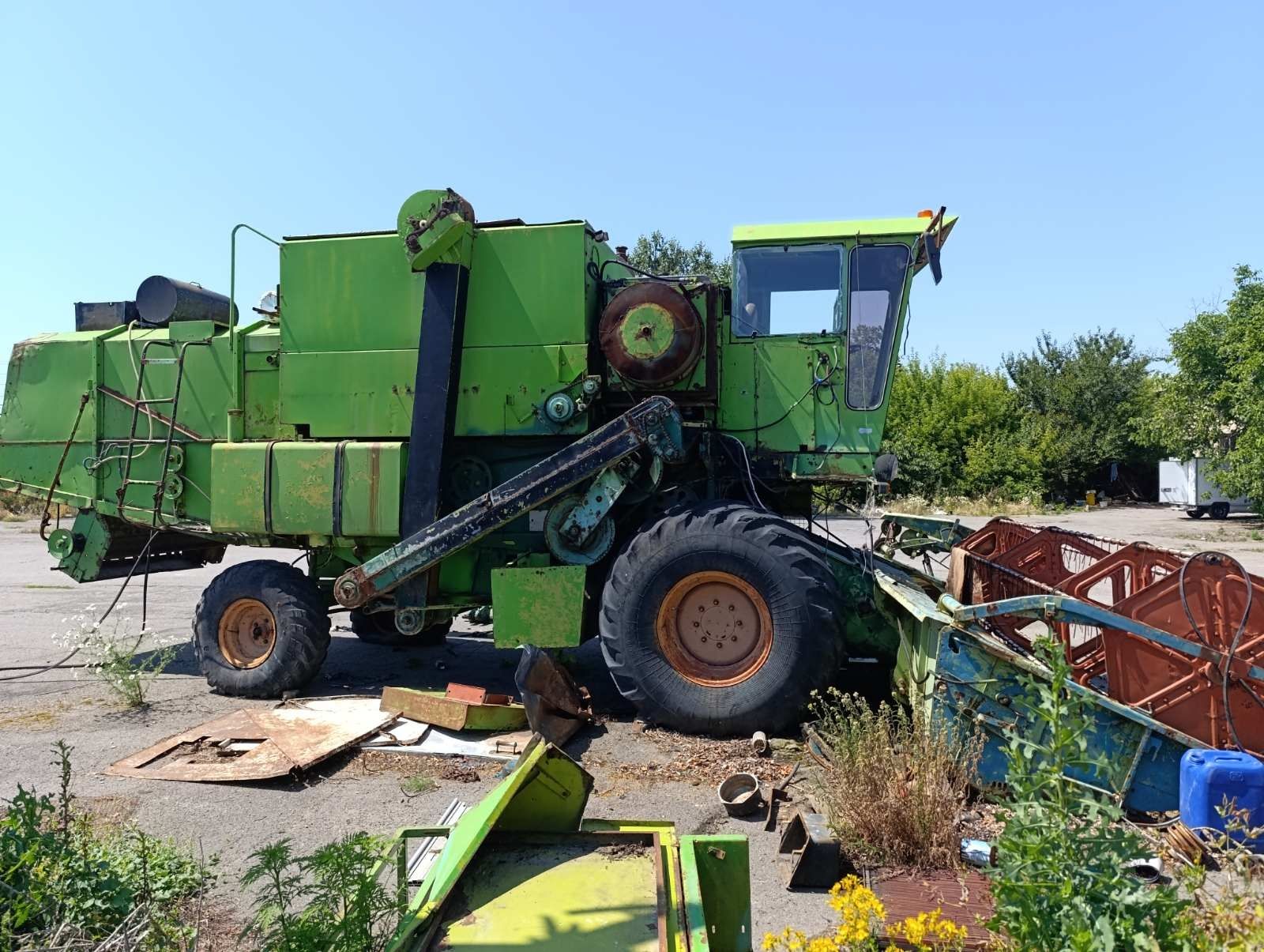 Продам камбаїн кллас домінатор