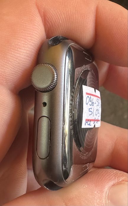 Apple watch se2 на запчасти