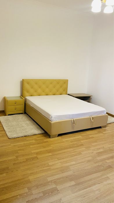 2-кімн. квартира у центрі Львова, вул.Грушевського, власник.