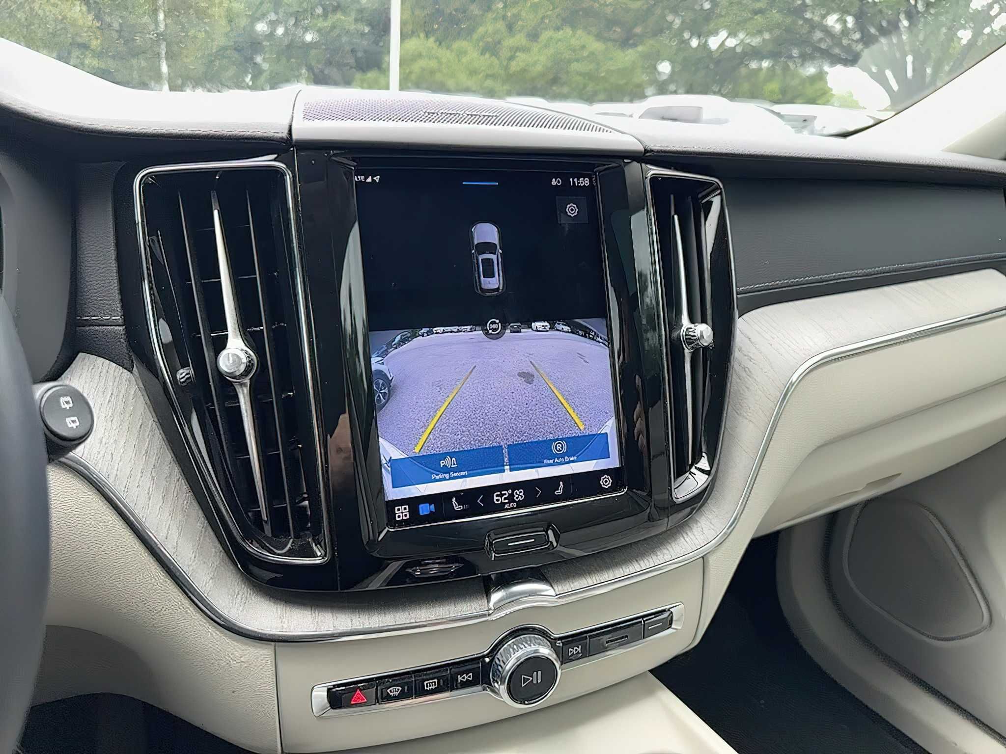 Volvo XC60 Recharge Ultimate T8 2023