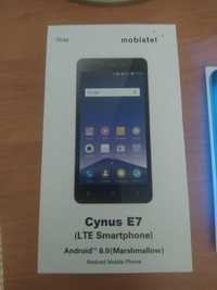 смартфон Cynus E7