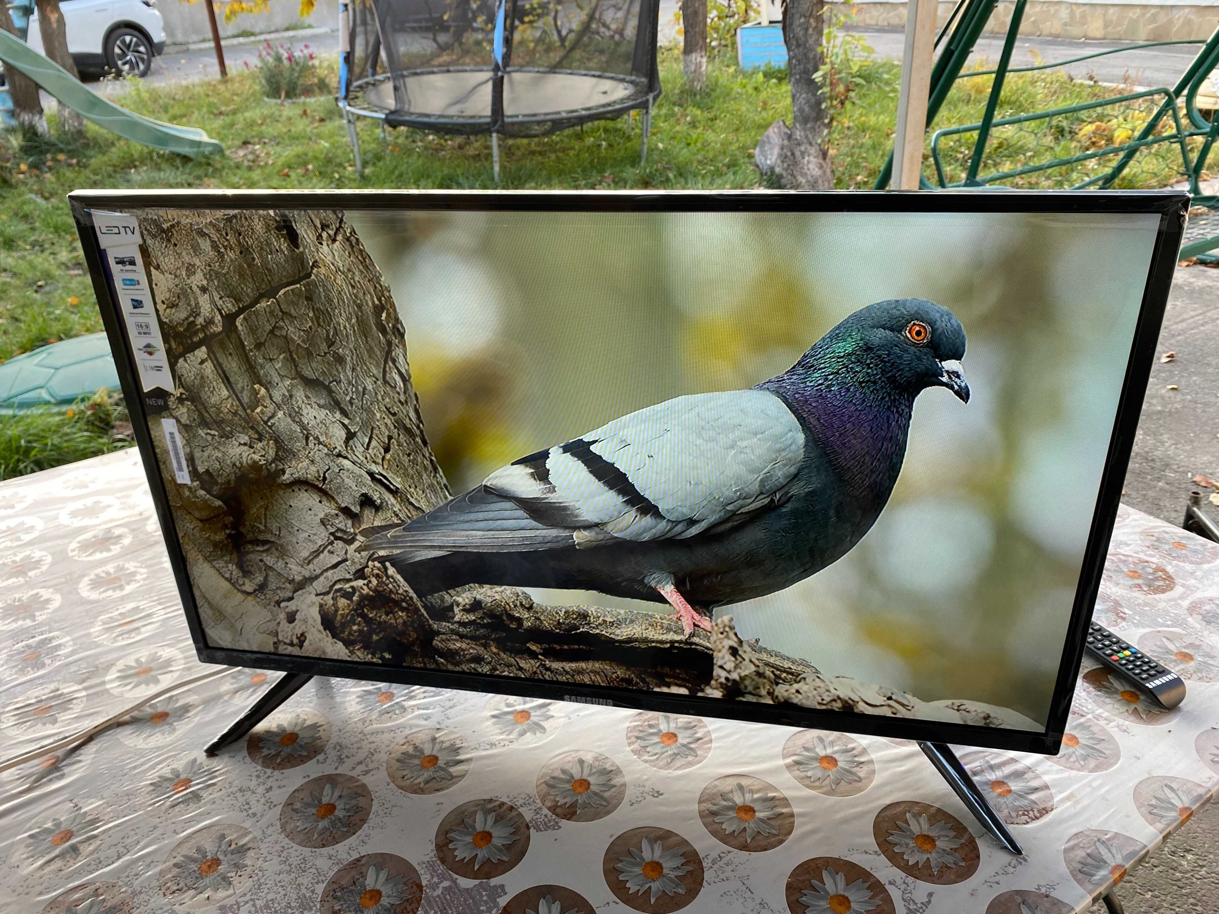 Голосовий пульт Телевизор Самсунг 4К 2/16GB 32'' SmartTV T2 Samsung