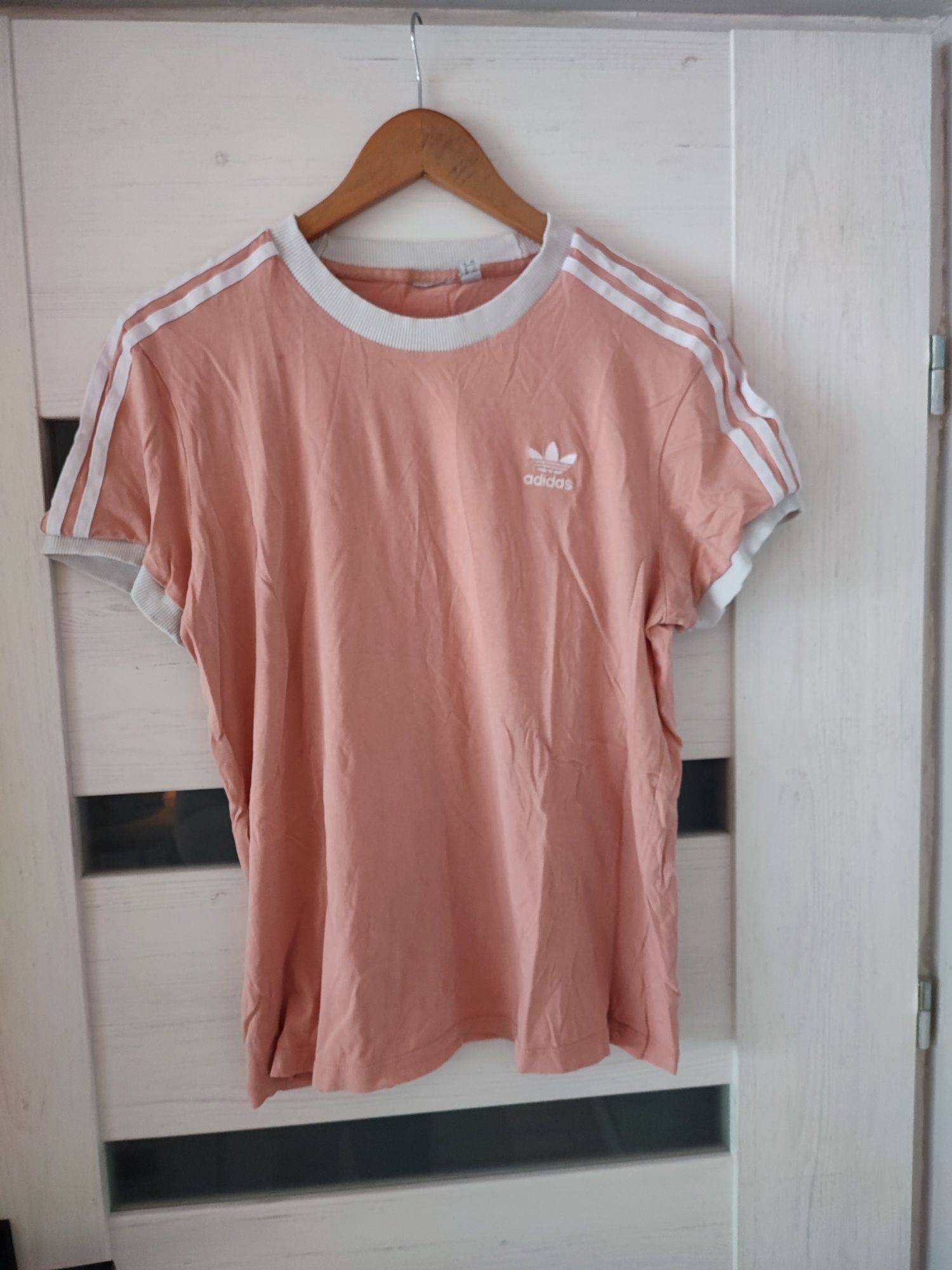 Adidas różowa koszulka