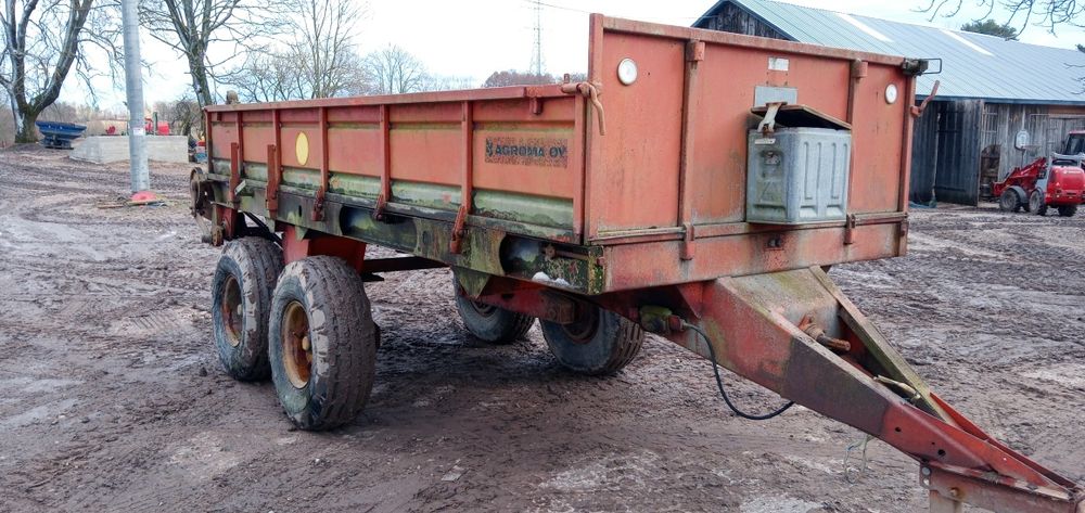 Belarus T-7 Rozrzutnik Obornika
