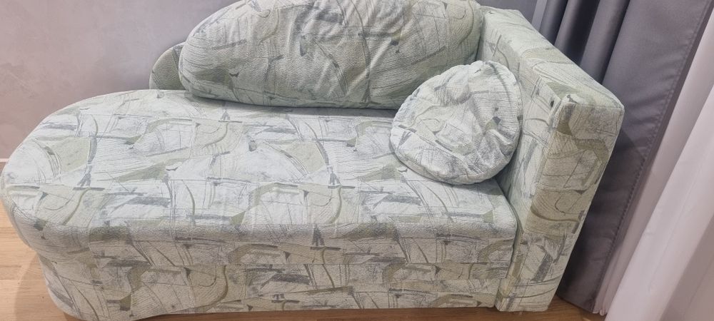 Продам односпальний розкладний диван