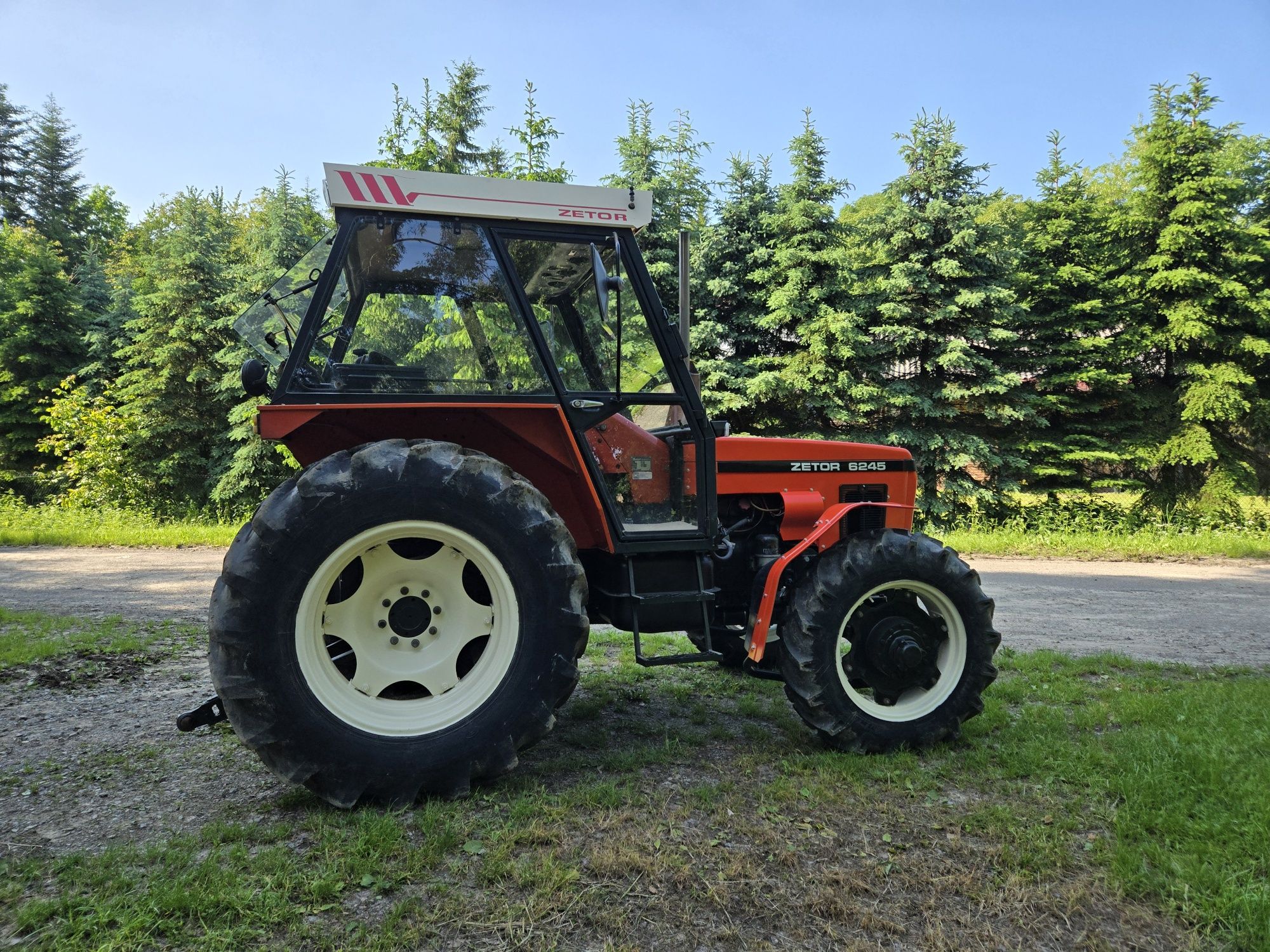 Ciągnik rolniczy Zetor 6245 / 7245 / Skandynawia 7745 / Bizon Rekord