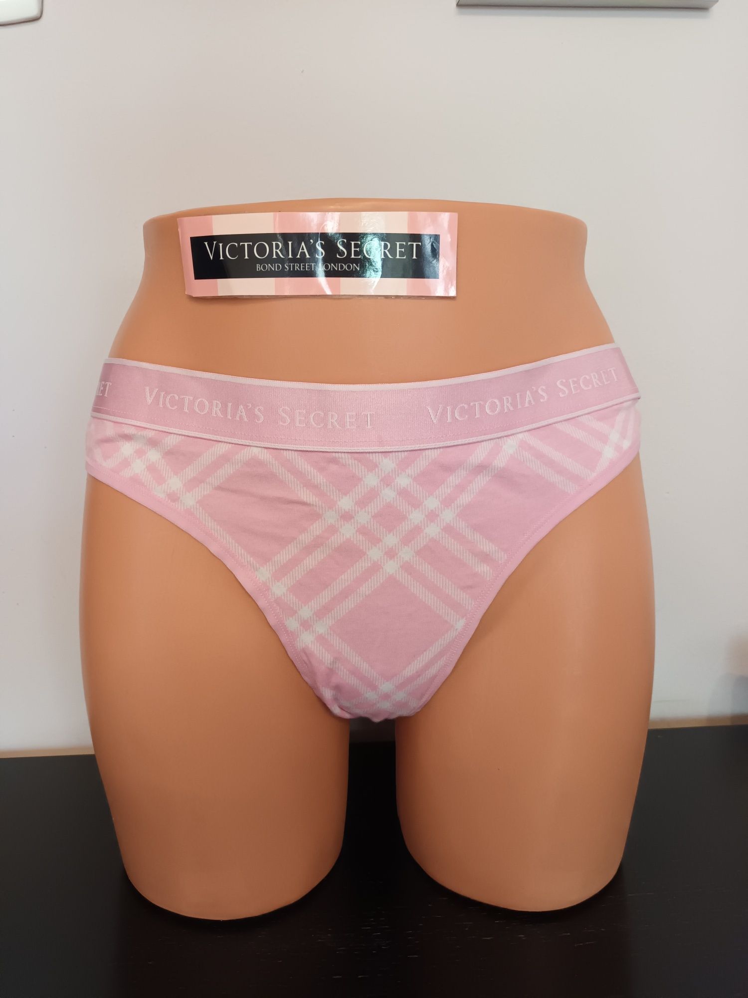 Victoria's Secret   Majtki Stringi   Roz. XL