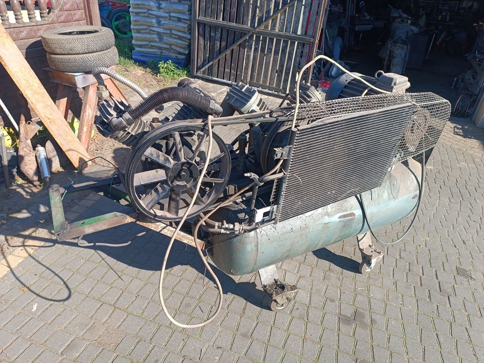 Kompresor sprężarka duża 250 l