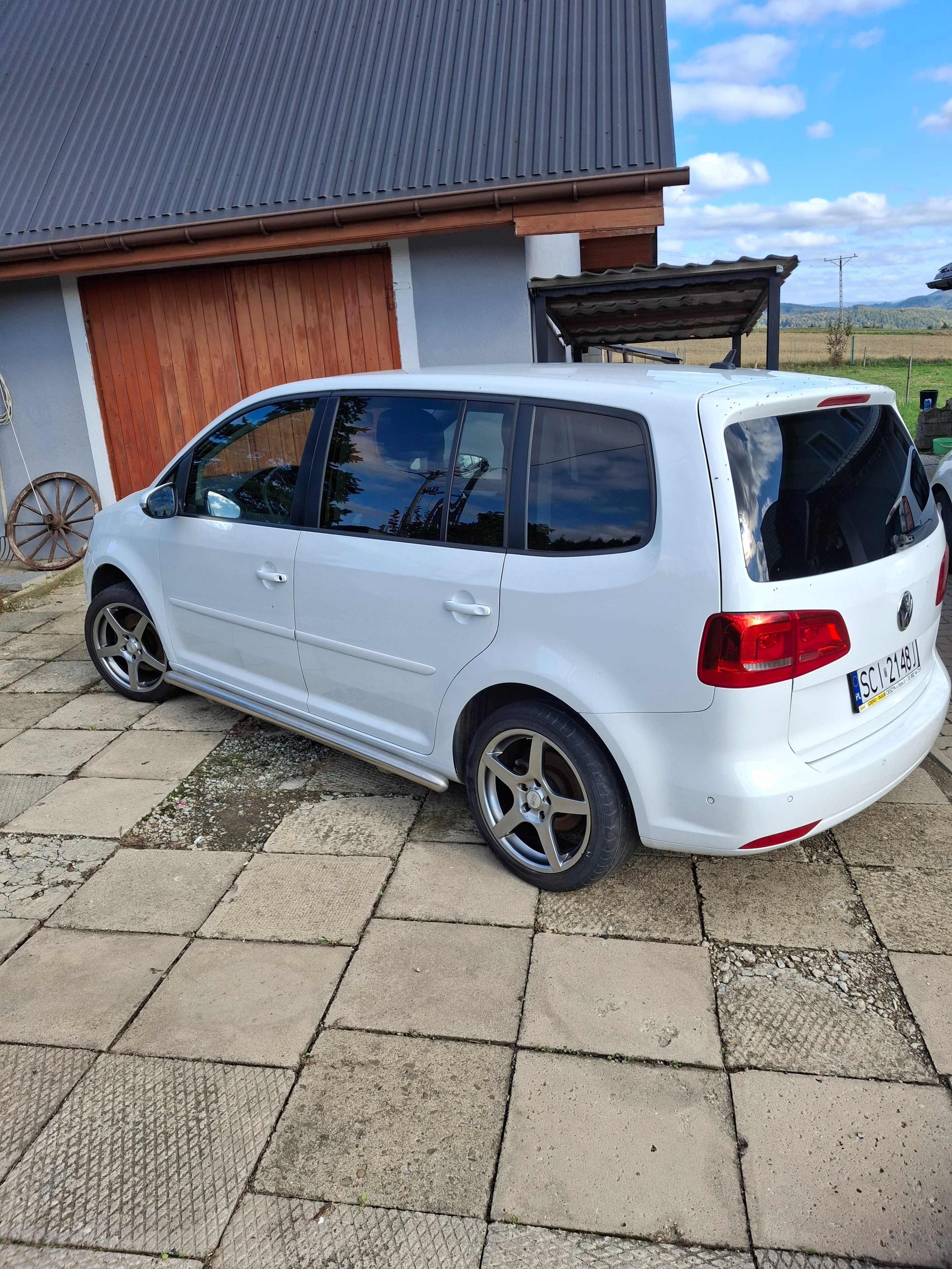 Volkswagen  touran