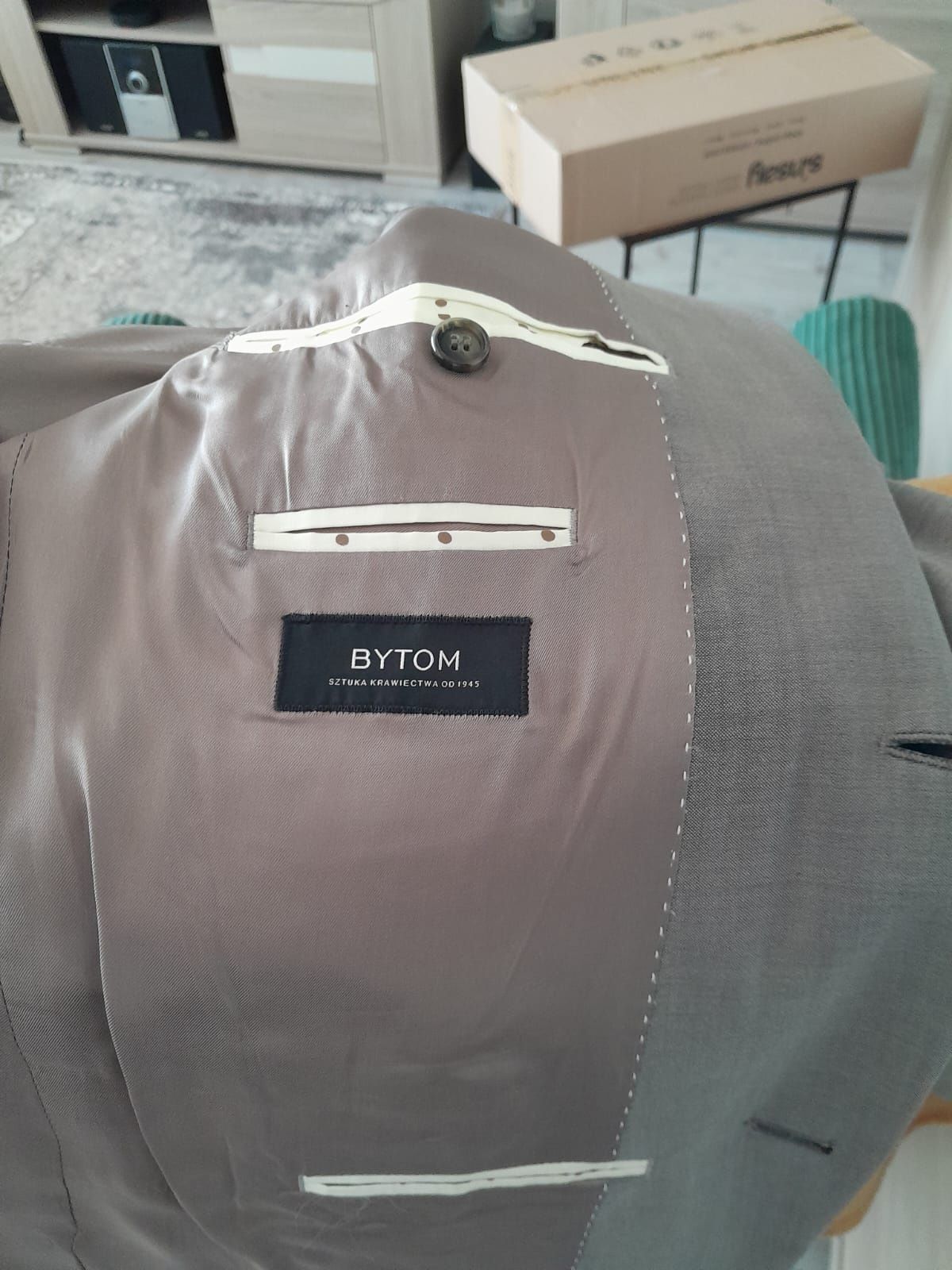 Bytom garnitur męski klasyczny