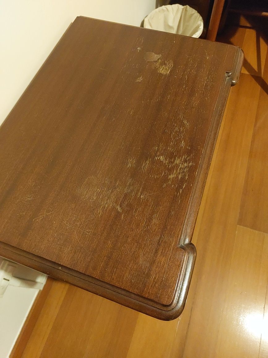 mesa de cabeceira