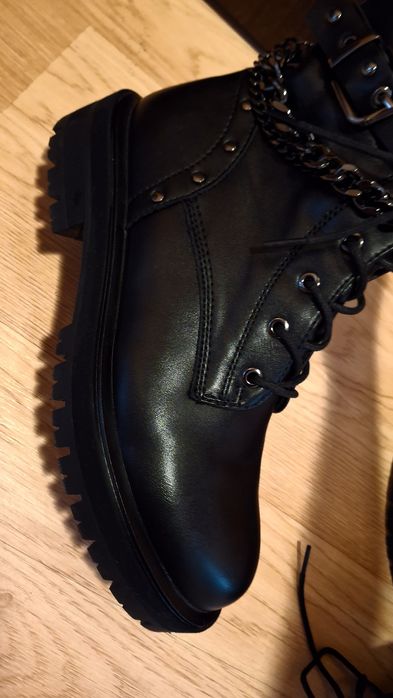 Mohito Nowe Botki Damskie! Ocieplane! Łańcuszki! Czarne! Roz.38!