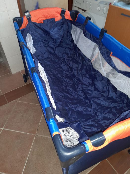 Berço  de viagem desmontável