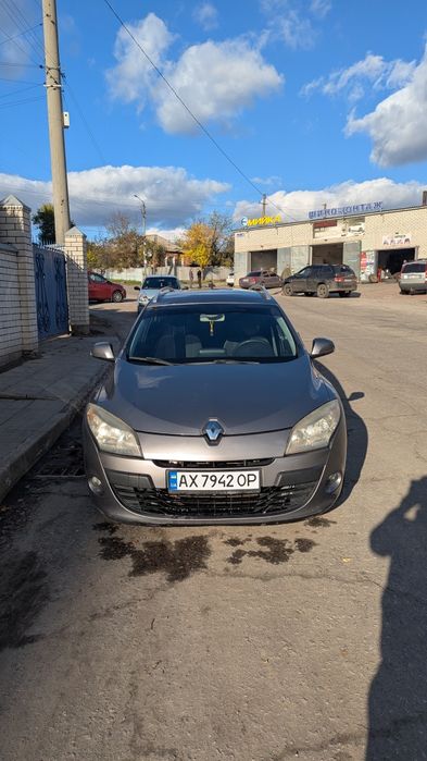 Продам автомобиль, Megan 3