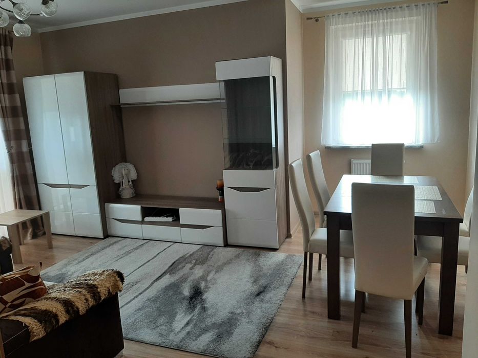 Wynajmę duże mieszkanie 76 m2 I piętro Szczytno ul. Królowej Jadwigi 2