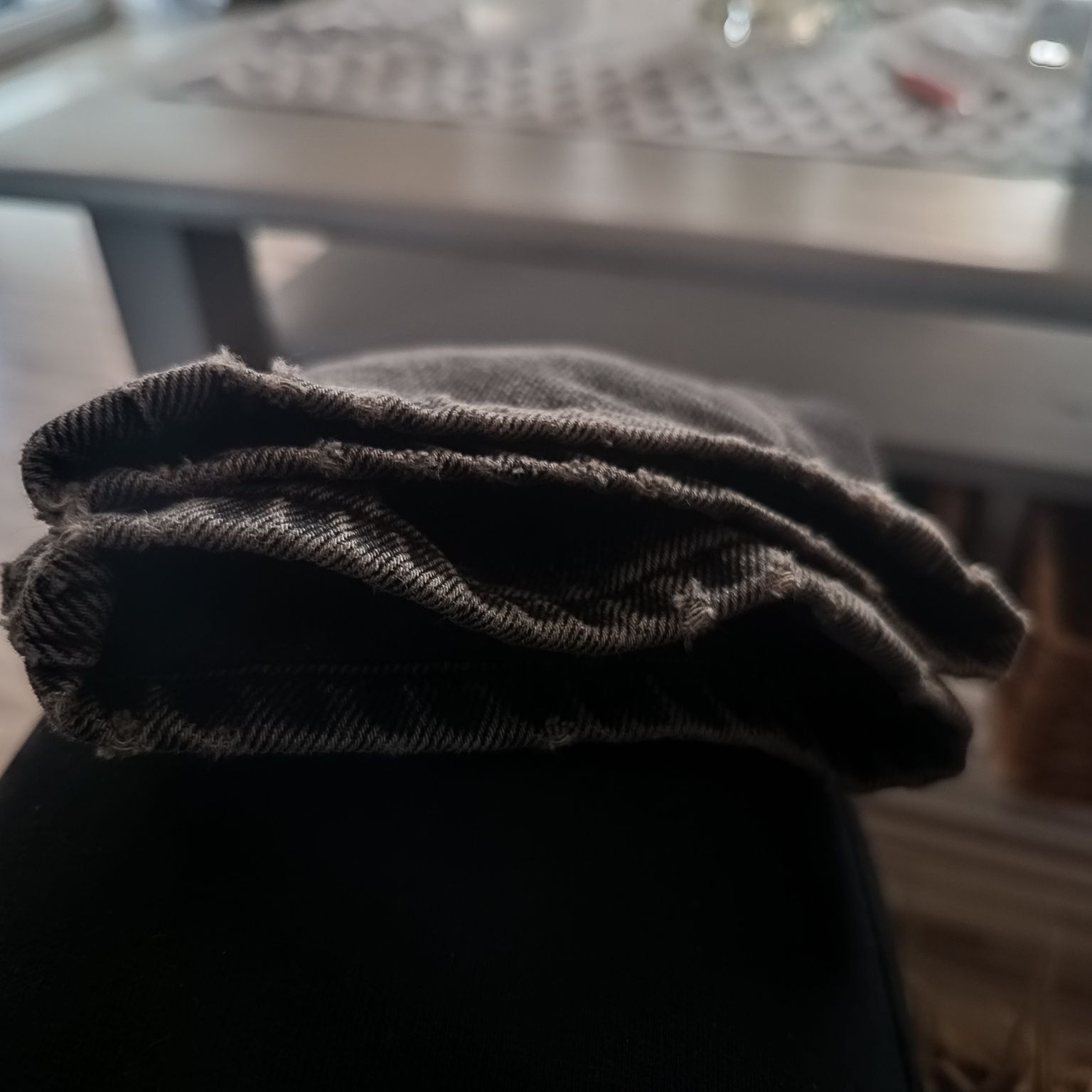 Czarne  spodnie jeans Zara 38 wysoki stan, dziewczynka