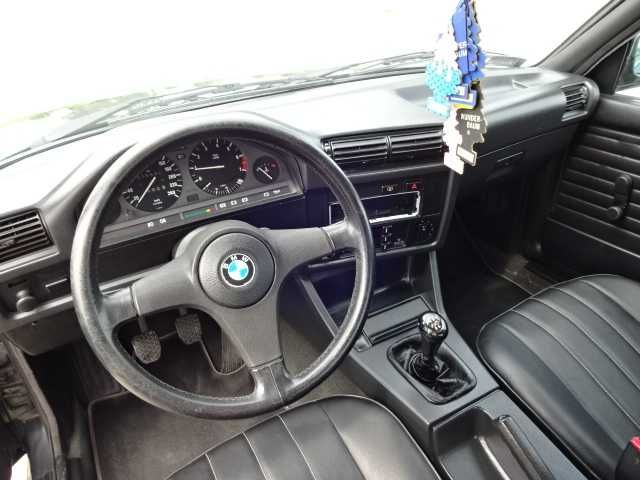 PIĘKNE Bmw e30 WĄSKA LAMPA 1- właściciel OKAZJA