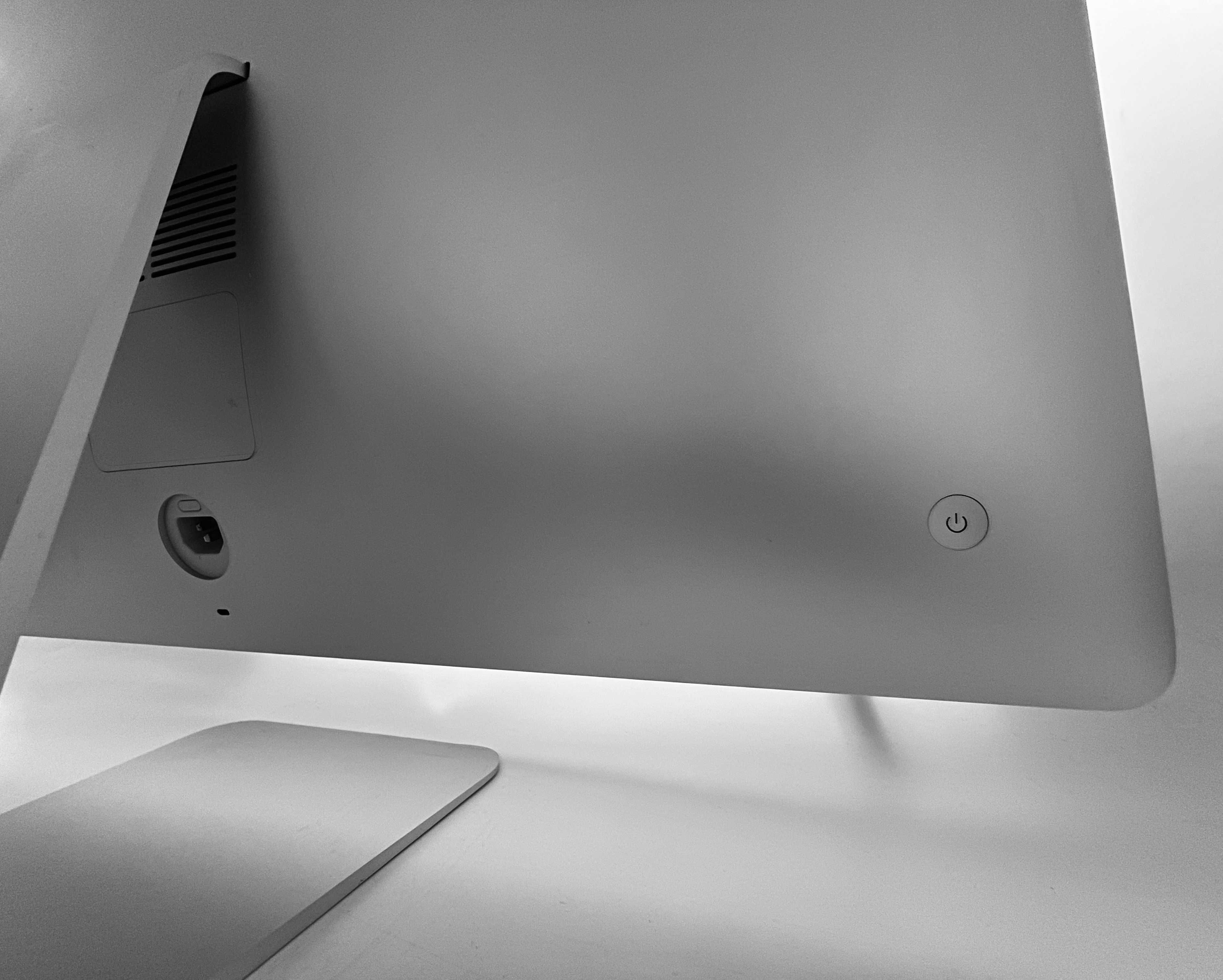 Apple iMac 27 5K 2019 (MRQY2)  Наработка - місяць. Windows 32Gb ОЗУ