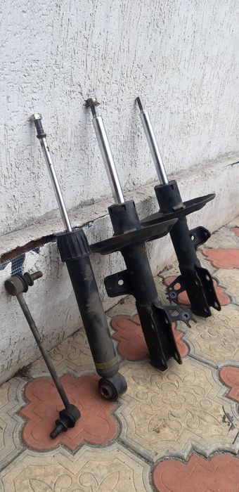 Продам стойки тойота камри гибрид