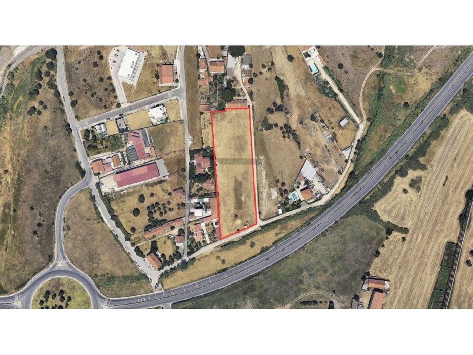 Lote 6.920 m² para Projeto Sénior ou 17 Moradias no Tojal, Loures -...