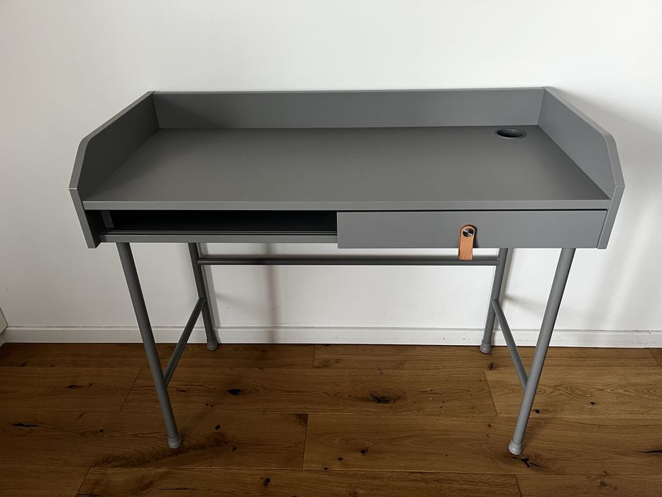 Biurko Ikea Hauga 100x45