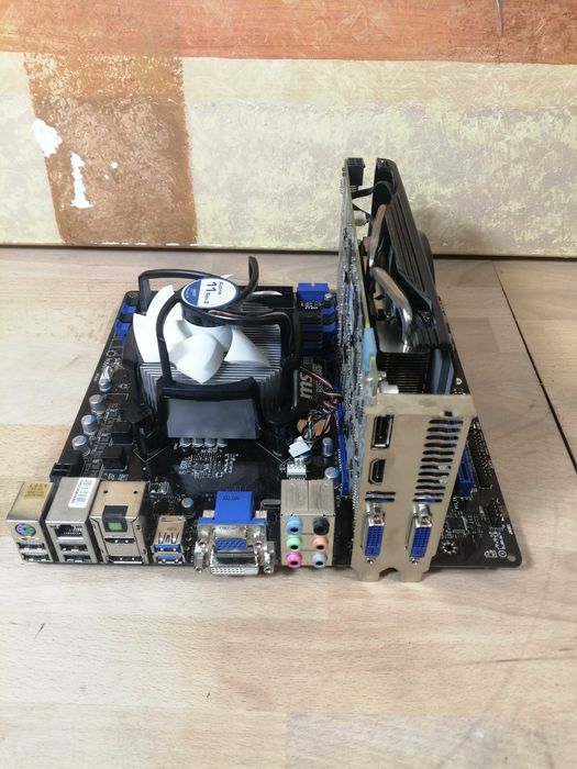 Płyta główna MSI B85M-G43 + karta graficzna MSI N660 2GD5 + alpine 11