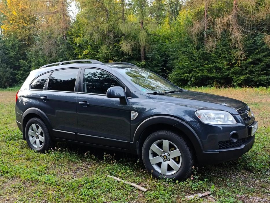 Chevrolet Captiva Zadbany,Dwa komplety kół,Hak,Wszystko sprawne,od osoby Prywatnej