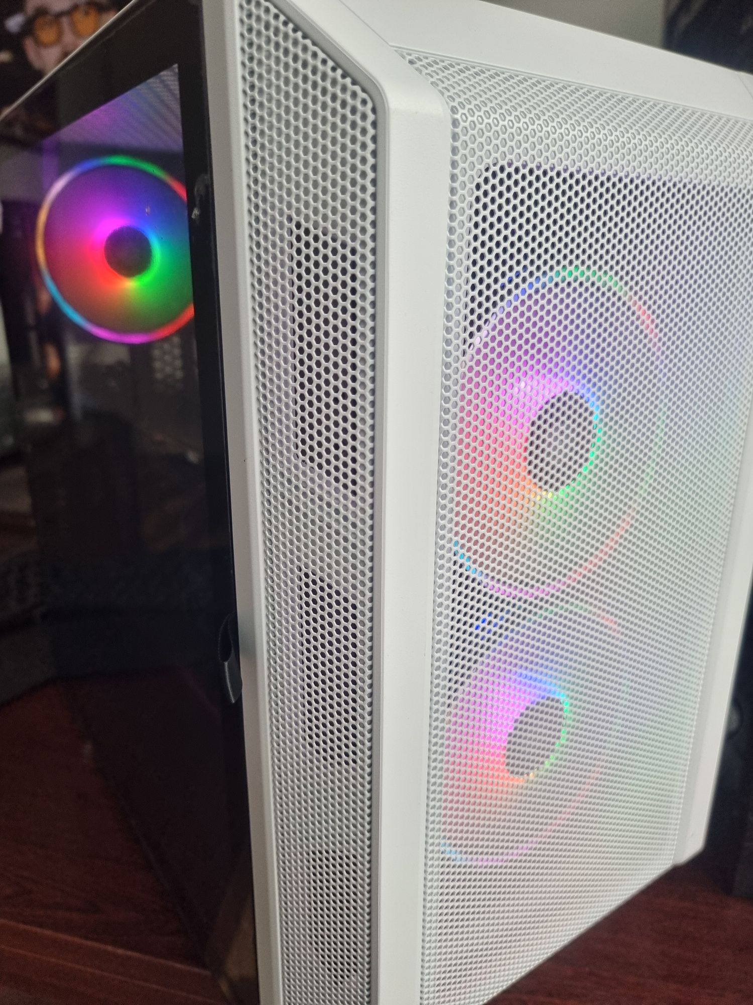 Komputer PC Stacjonarny RX6600 Ryzen 5500, 16GB Ram gwarancja