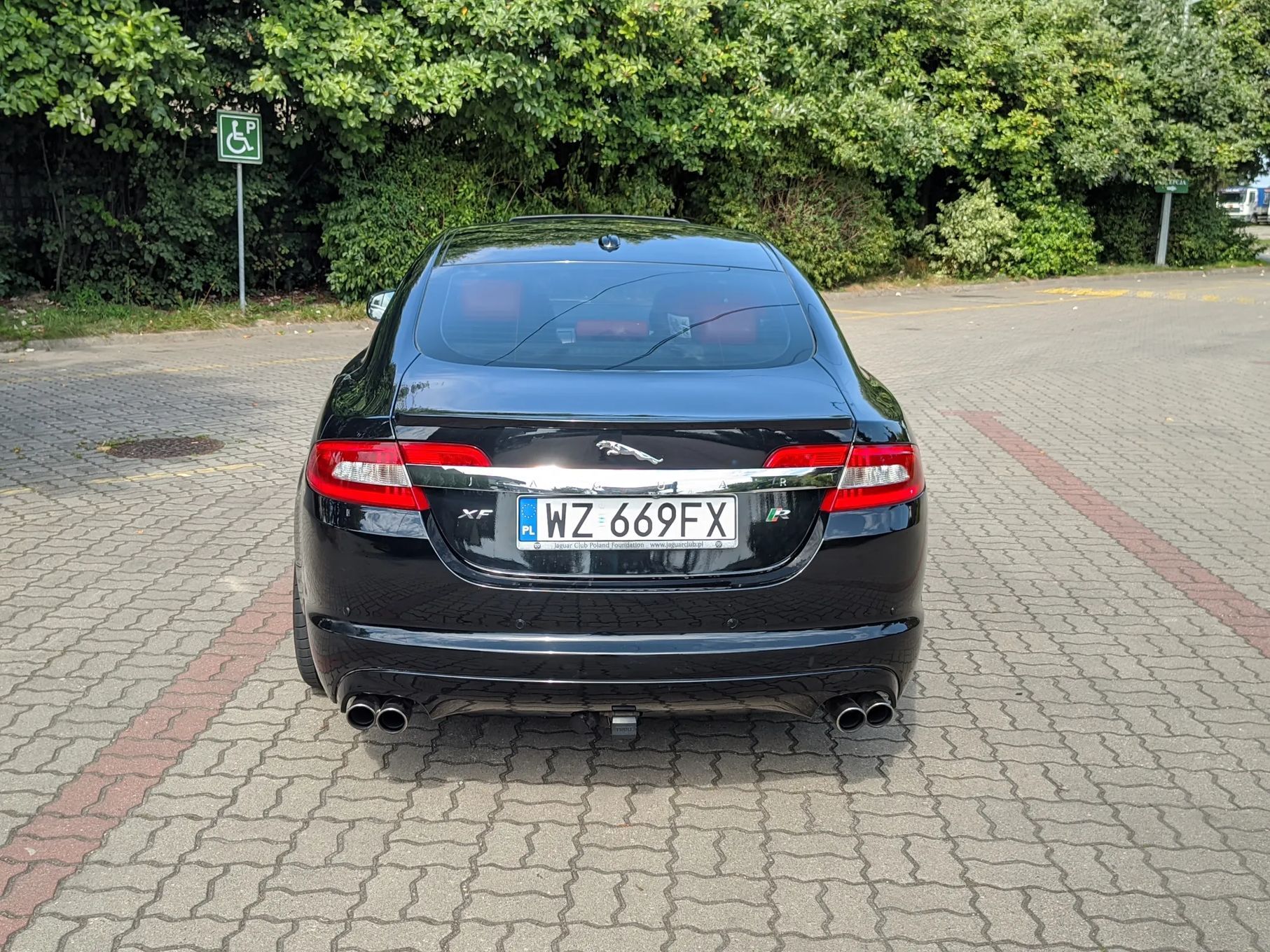Jaguar XF XFR 5.0 V8 Supercharged 560KM Idealne auto na trasy