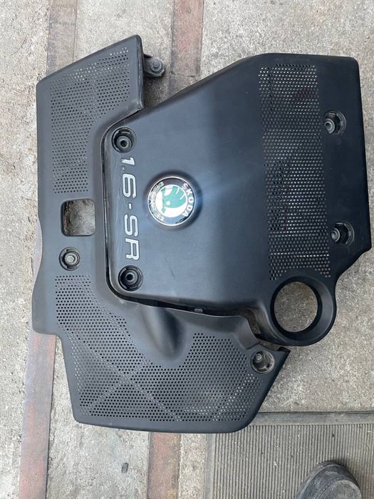 Продам крышку двигателя Skoda