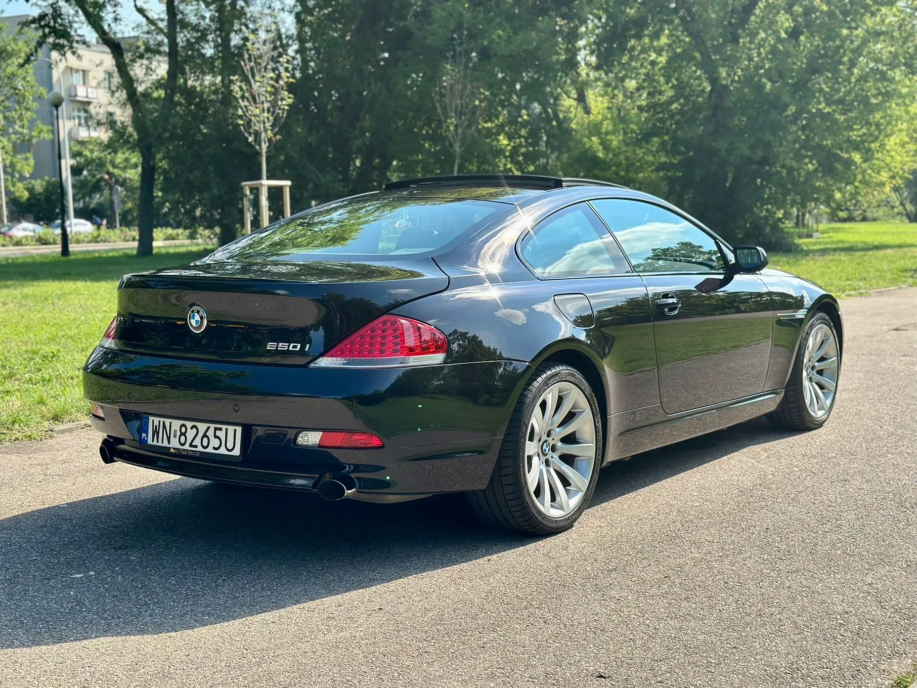 BMW Seria 6 650i Rubin Schwarz Individual