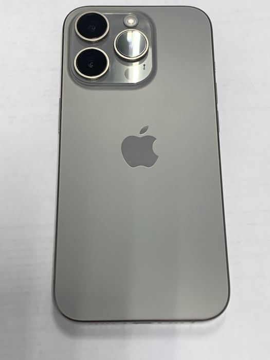 Продам телефон Apple iphone 15 pro 128gb