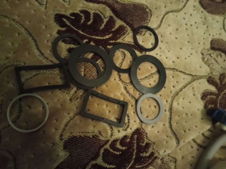 Сантехника сифон, фильтр, трубки, заглушки, резинки, переливи, фитинги