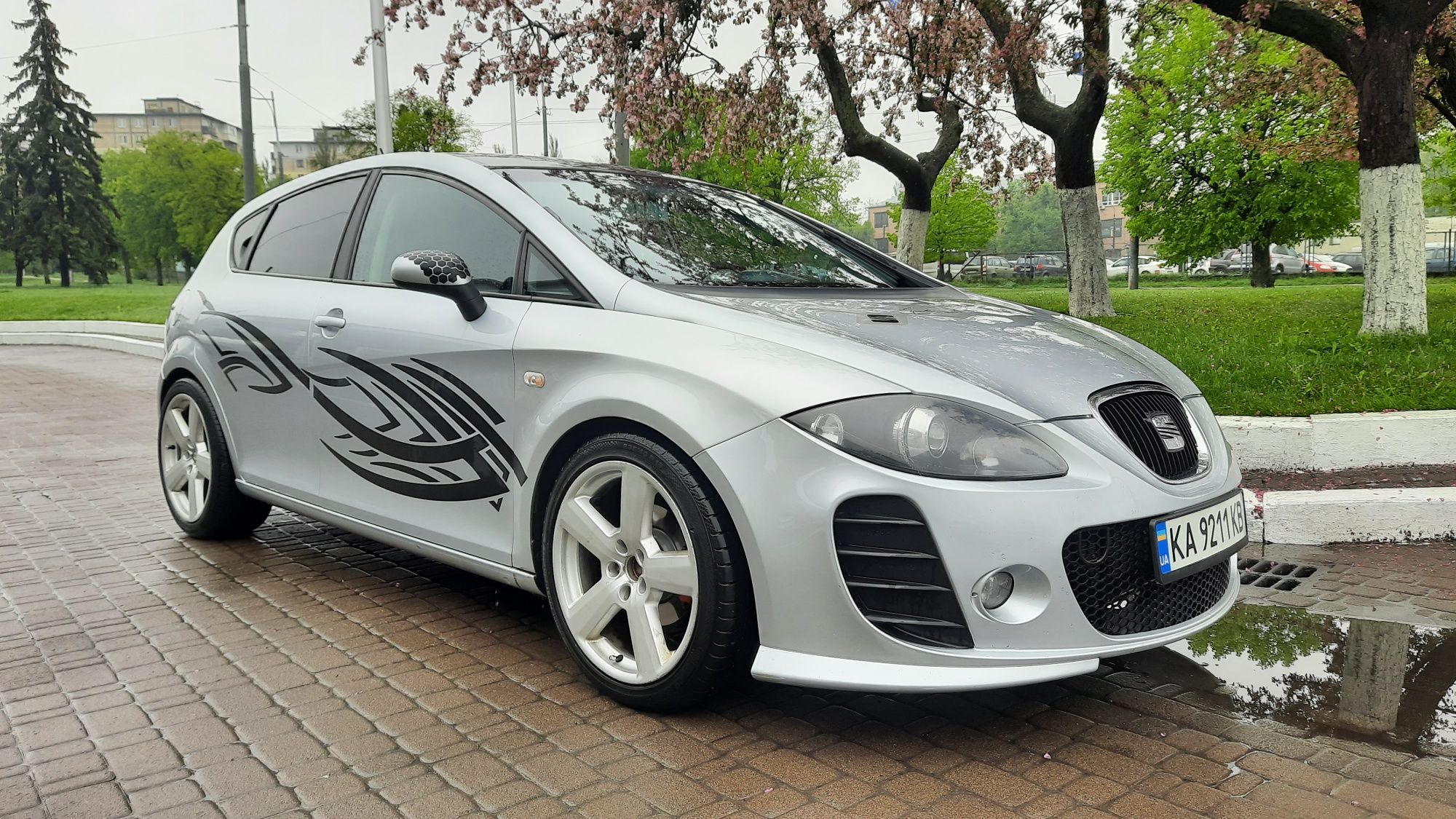 Продам автомобіль seat leon 1,9 tdi